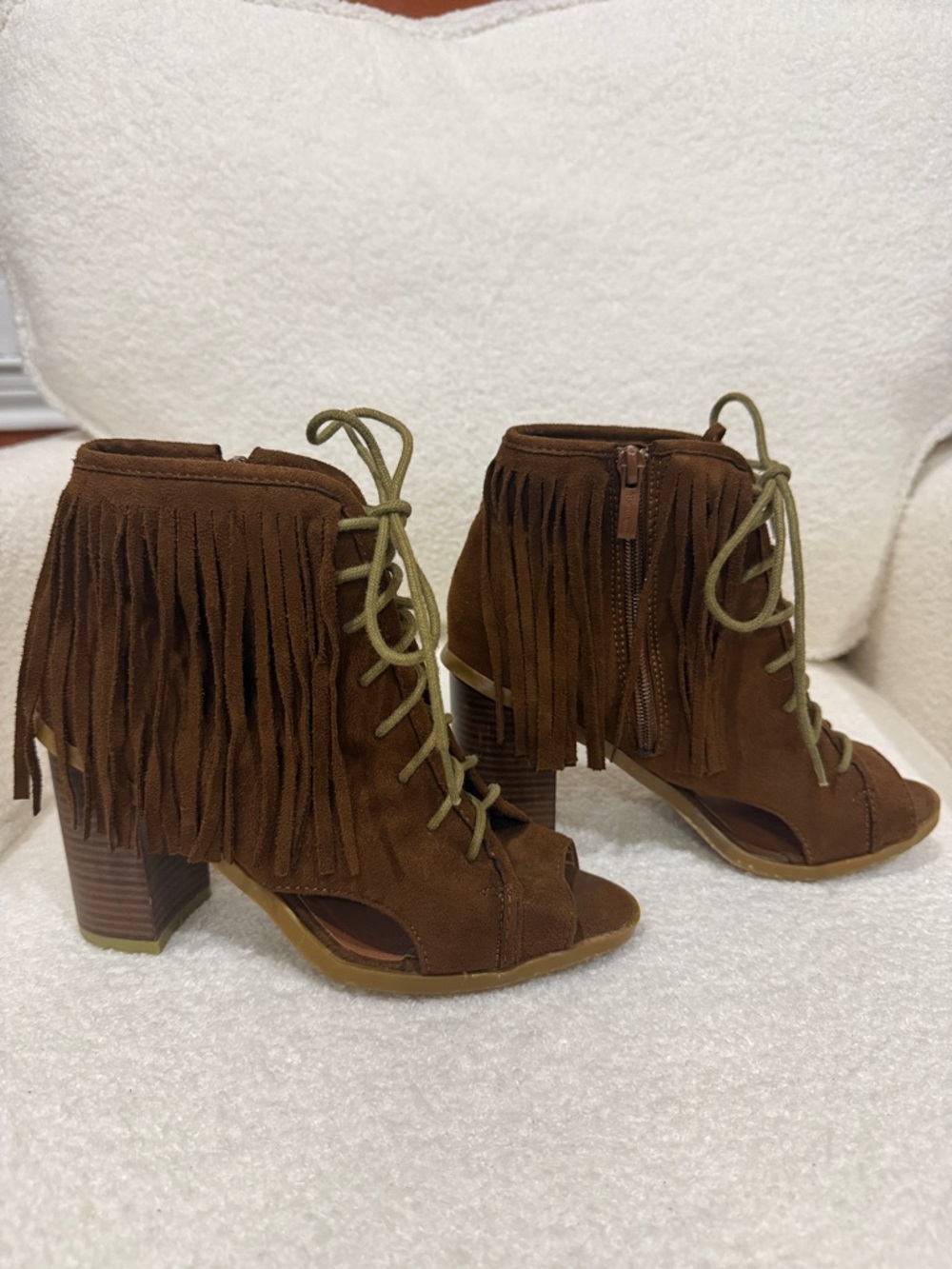 Brown Suede Lace-Up Peep-Toe and sides Heels with Fringe